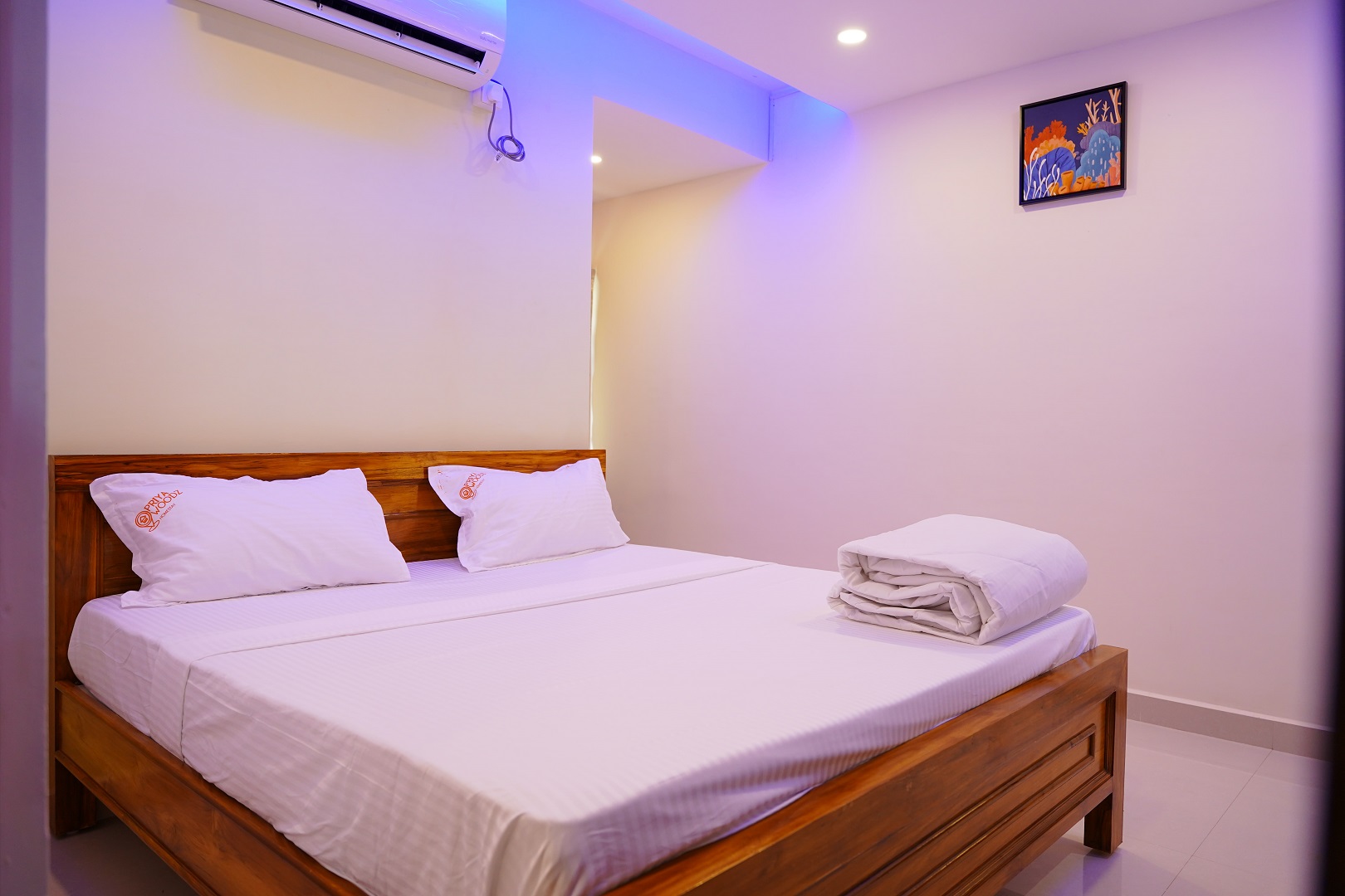 Priya Woodz Homestay slide 3